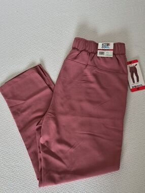 32 Degrees Ladies' Lightweight Twill Pull on Pant Garnet Rouge Medium